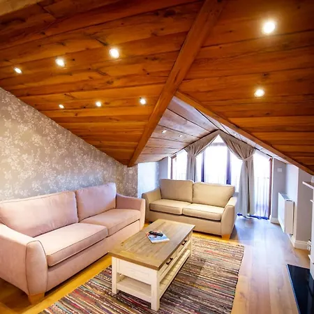 Predela Lux Aparthotel 3*