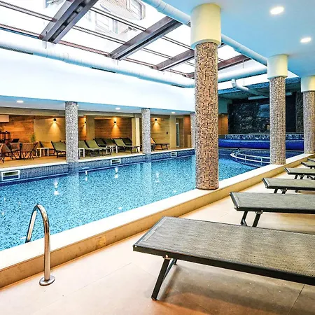 Predela Lux Lägenhetshotell 3*